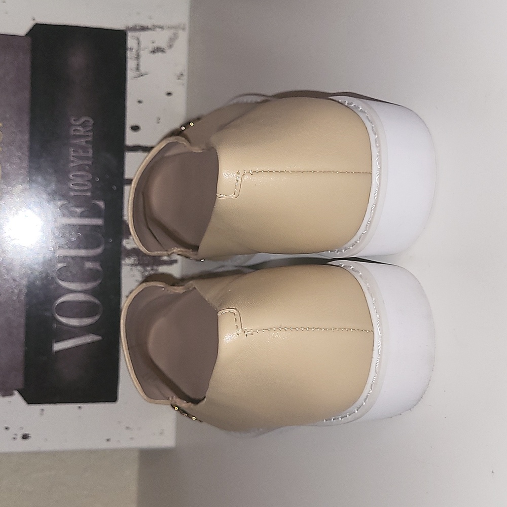 Karl Lagerfeld Caralee Embellished Sneakers, Sz 7.5 - Picture 3 of 7